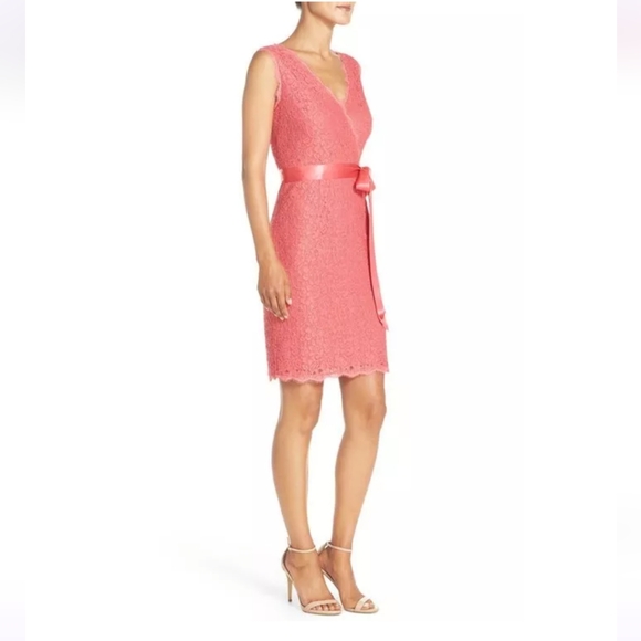 ADRIANNA PAPELL LACE FAUX WRAP CORAL SHEATH DRESS Size 4 - Picture 3 of 11
